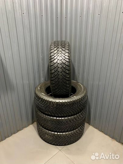 Bfgoodrich G-Force Stud 215/65 R16 102Q