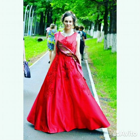 Продам платье