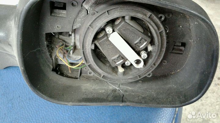 Зеркало наружные правое Рено Шафран