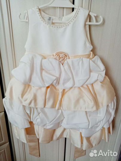 Нарядное платье