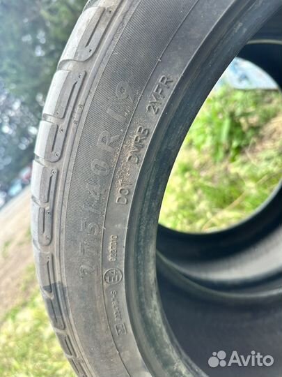 Dunlop SP Sport 01 255/40 R19 и 275/40 R19