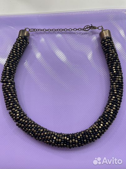 Колье и бусы бижутерия
