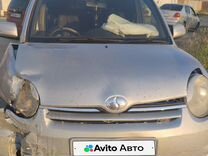 Toyota Sienta 1.5 CVT, 2013, битый, 160 000 км, с пробегом, цена 400 000 руб.