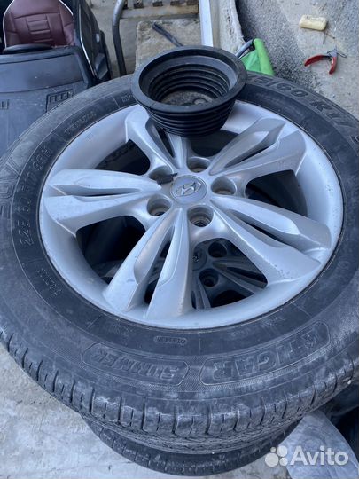 Yokohama Ice Guard Stud IG55 215/60 R17