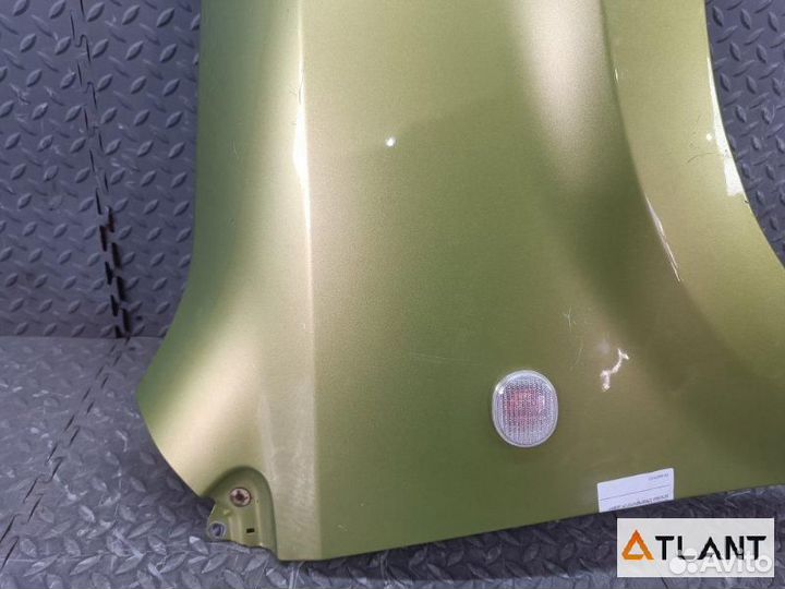 Крыло переднее правое toyota passo