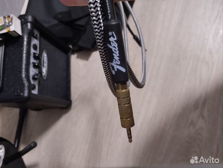 Электрогитара LEX с комбиком Leem 10 ватт