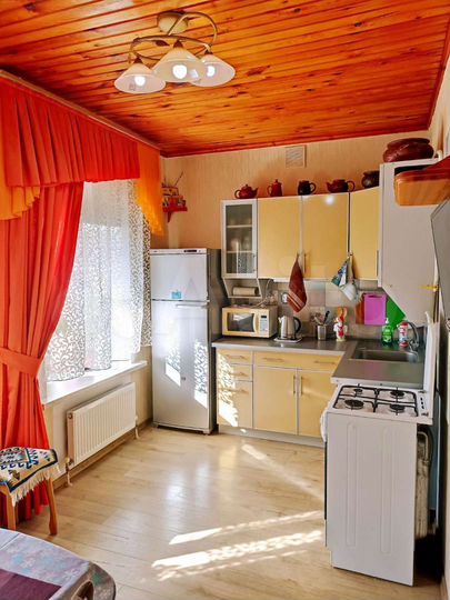 3-к. квартира, 80 м², 1/2 эт.