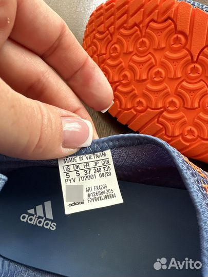 Коралки adidas 37 размер