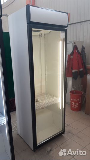 Холодильный шкаф