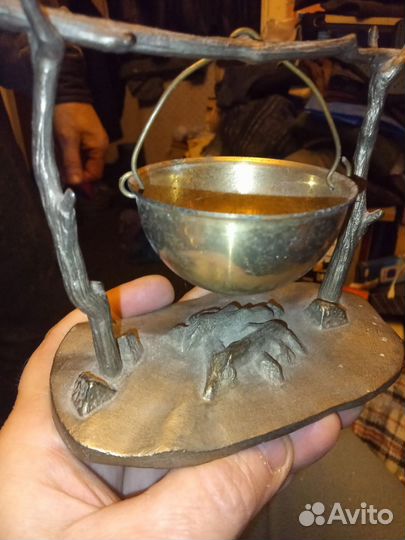 Костер с котелком