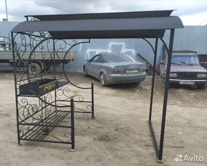 Беседка с мангалом