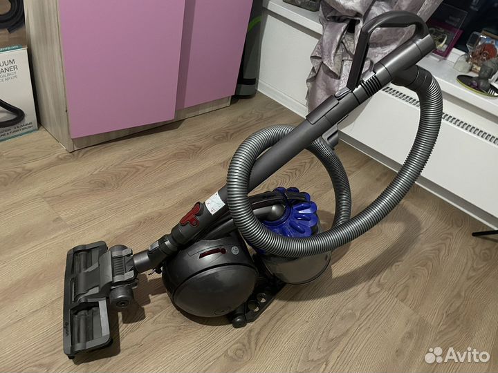 Пылесос Dyson