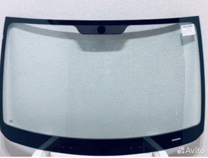 Лобовое стекло на Hyundai Grand Starex