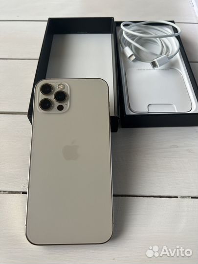Продам iPhone 12 pro 256
