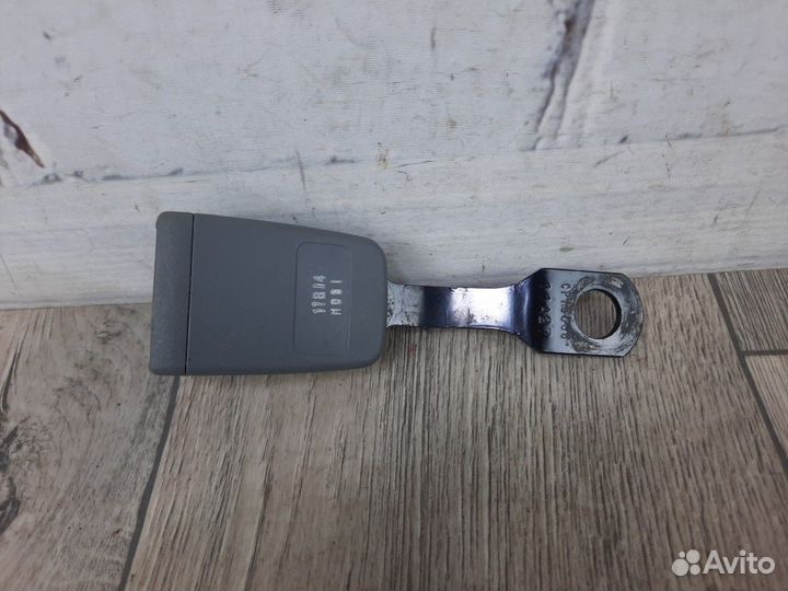 Фиксатор ремня безопасности правый Lacetti