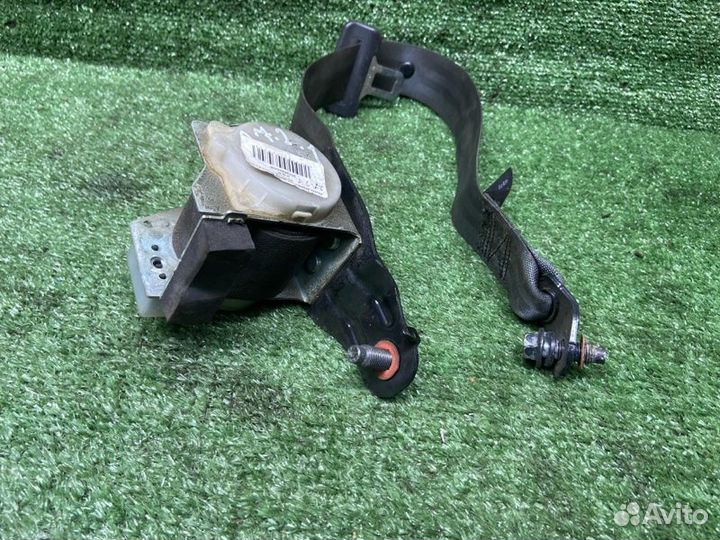 Ремень безопасности задний правый Kia Rio 3