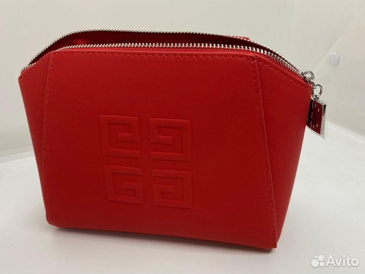 Givenchy прорезиненная косметичка 2 цвета оригинал