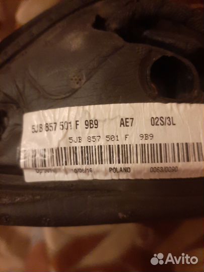 Зеркало з/в левое с подогревом. шкода рап2016