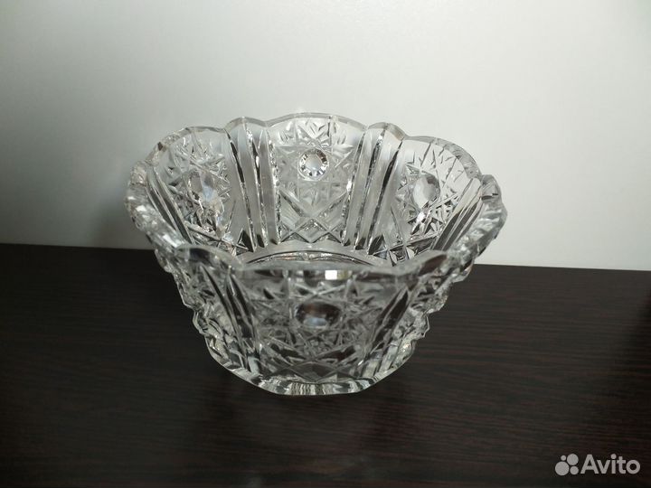 Вазы, конфетницы, салатники из хрусталя