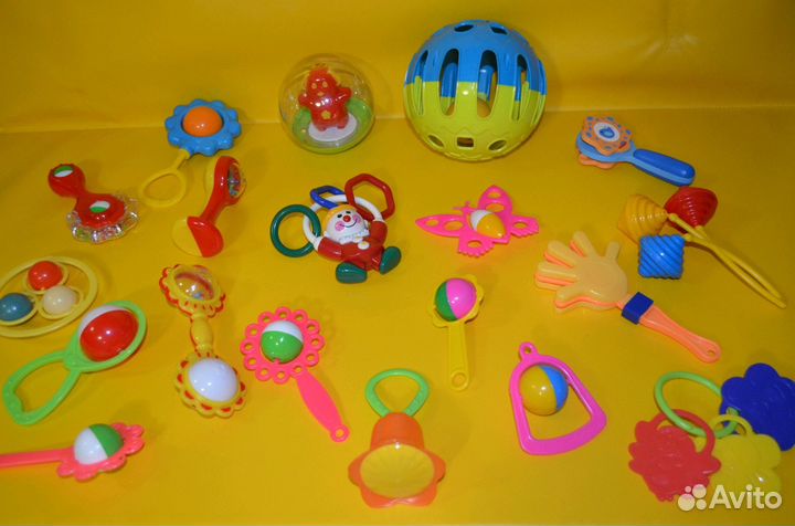 Погремушки+мягкие игрушки+развивающие игрушки