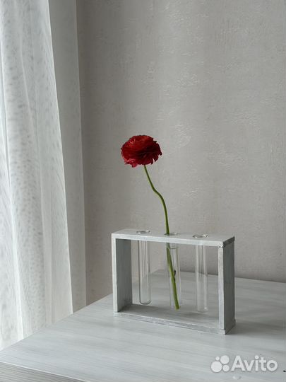 Ваза с колбами