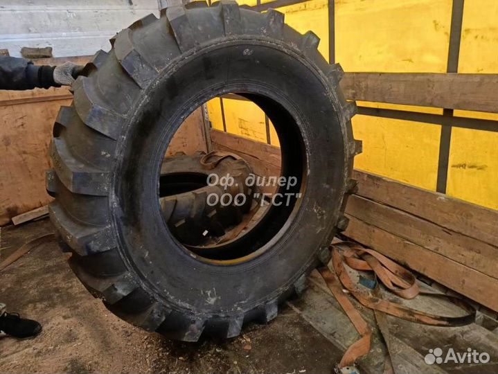 Шины 16.9-28 на экскаватор-погрузчик