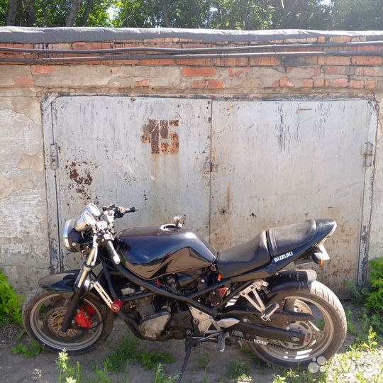 Suzuki bandit 400