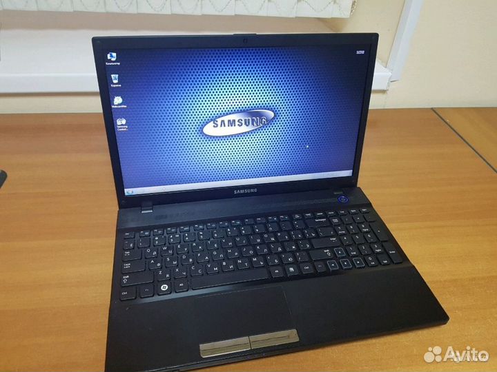 Ноутбук np300v5a,i3 2310M,GT 520MX