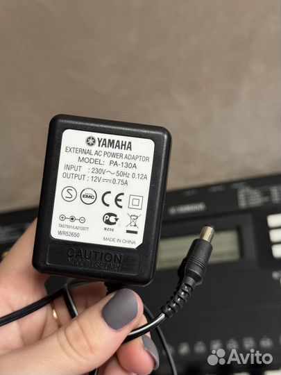Синтезатор Yamaha PSR-E343