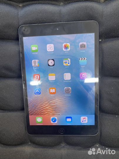Планшет Apple iPad Mini 1 2012 16Gb