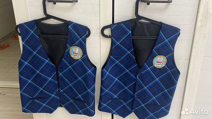 Жилетки гимназия 4