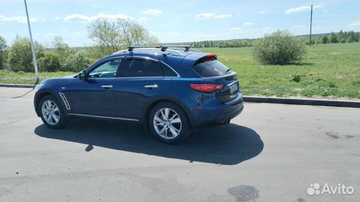 Infiniti QX70 3.0 AT, 2014, 168 000 км