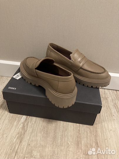 Лоферы женские 36 размер