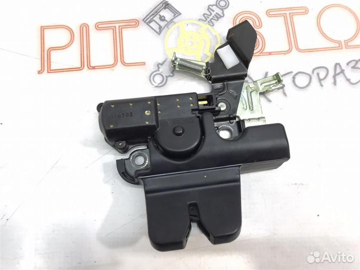 Замок багажника Toyota Windom (MCV30) 2004-2006