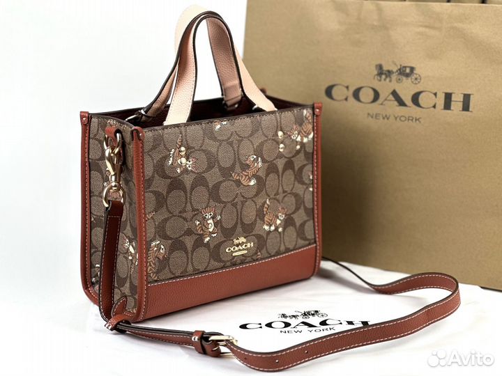 Сумка Coach Dempsey Tote 22