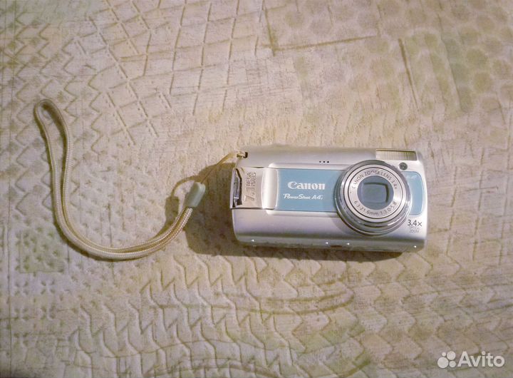 Компактный фотоаппарат Canon