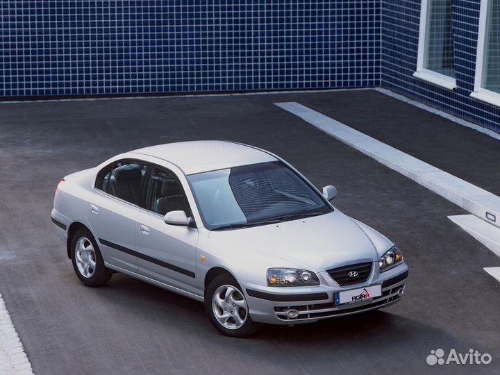 Решетка радиатора Hyundai Elantra XD 2000-2003