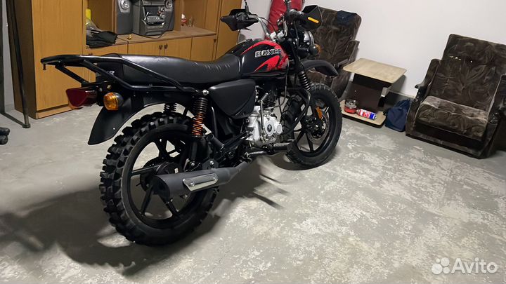 Bajaj boxer 150x