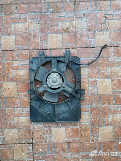 Вентилятор охлаждения радиатора