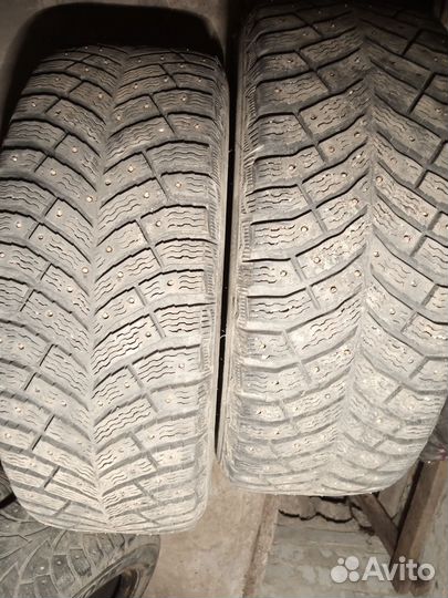 Michelin X-Ice North 4 205/55 R16 94T