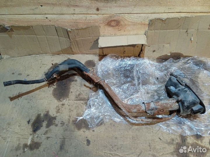 Горловина топливного бака Honda Civic