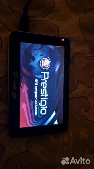 Навигатор Prestigio с держателем