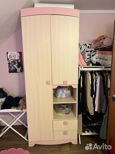 Мебель в детскую для девочки