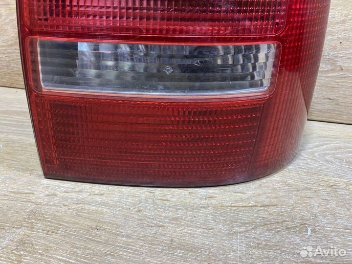 Фонарь задний правый Audi A4 B5 Avant Арт. 110309