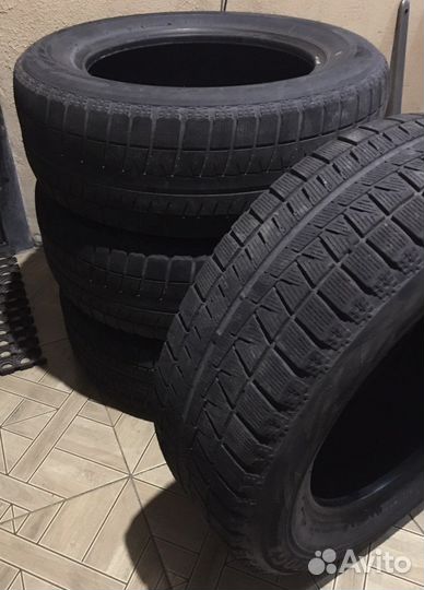 Bridgestone Blizzak Revo GZ 215/60 R16 95S