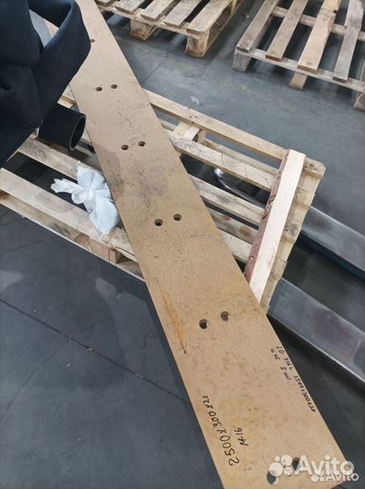 Нож ковша погрузчика sdlg LG 936L