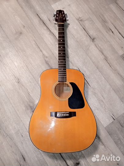 Акустическая гитара Takamine TS 500(массив)