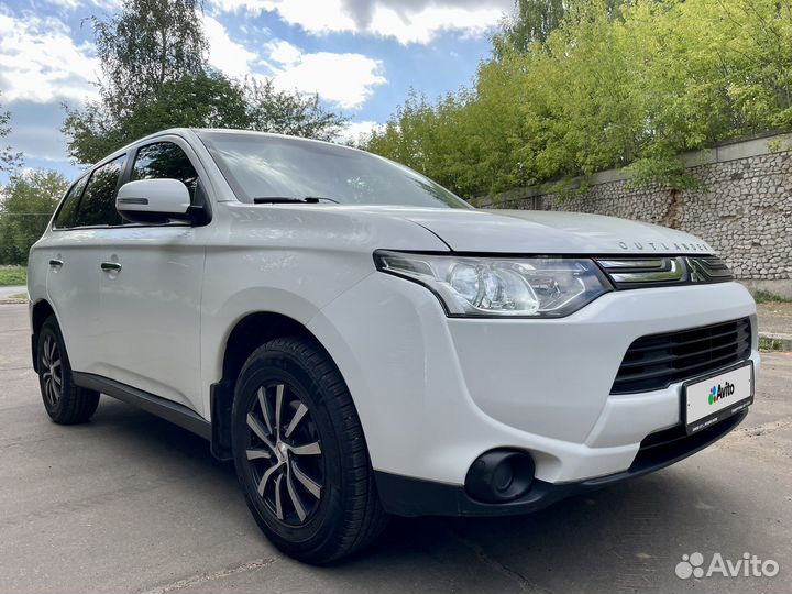 Mitsubishi Outlander 2.0 CVT, 2013, 200 000 км