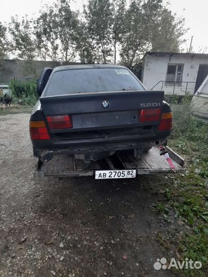 В разборе bmw 520i e34 m50b20