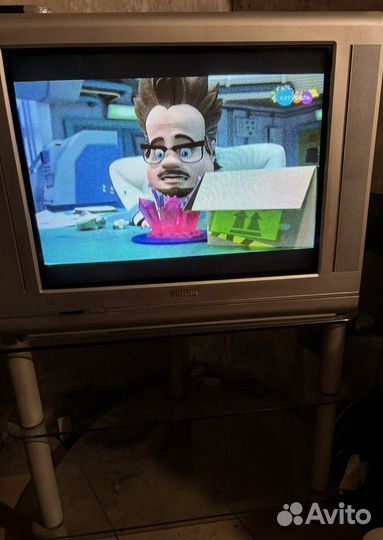 Телевизор Philips 29 модель 29рт8650+тумба